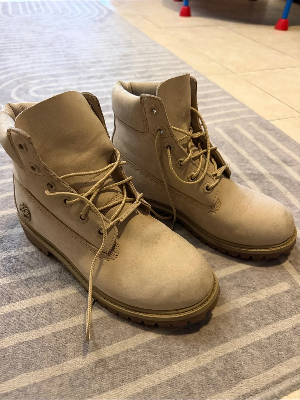 Timberland Tan Nubuck Lace-Up Boots